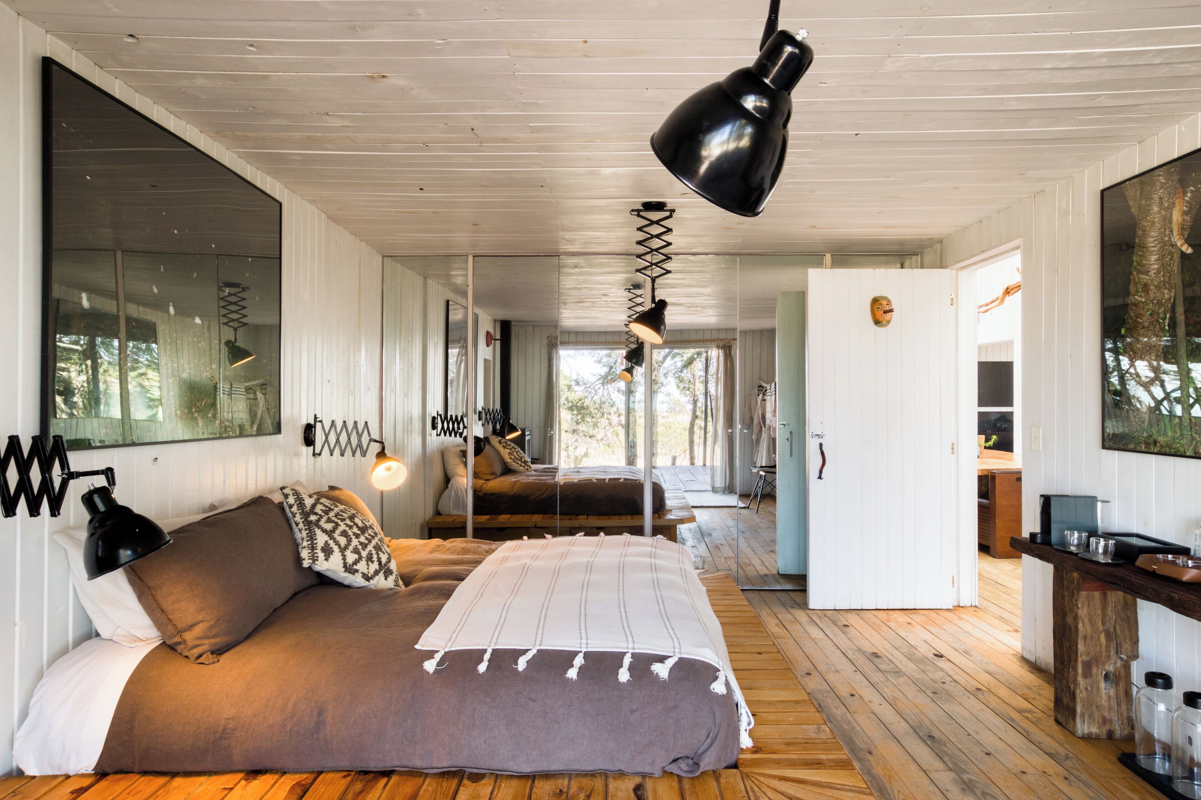 Grand Room | Down comforters, free WiFi, bed sheets