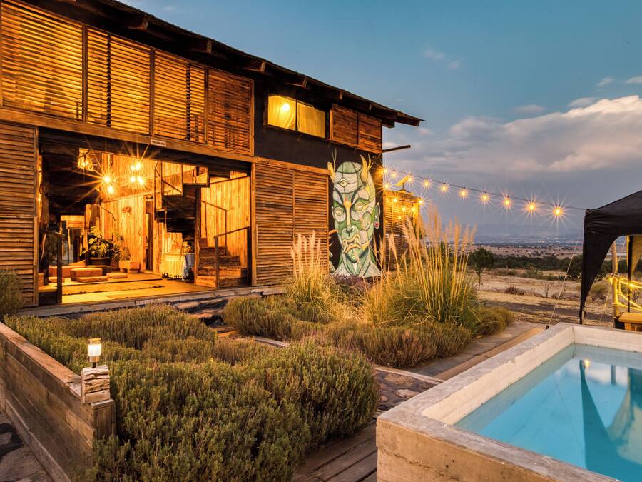 Family Studio Suite | Living area