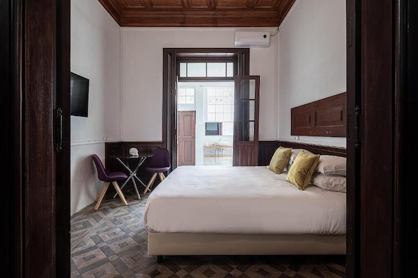 Superior Room | WiFi (free), bed sheets