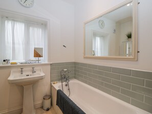 Shower - The Roost (Alresford)