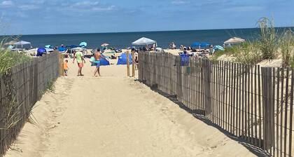 Fantastic Bay View with romantic sunsets!