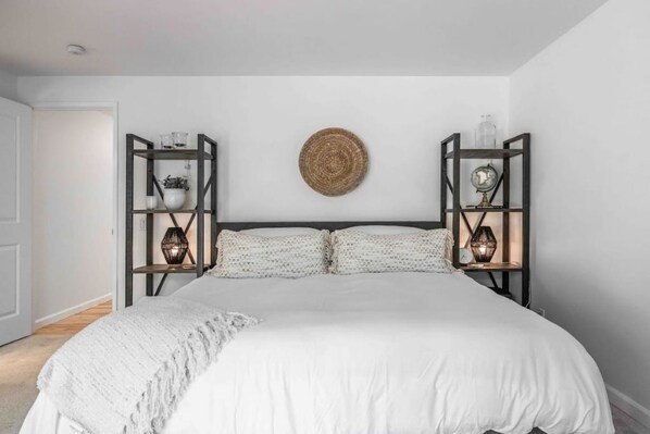 Room - Family Friendly Home with easy access to downtown (Mercer Island)