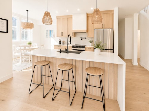Luxury Beach Home | 1-Min Walk to Sand | 4BR/4BA | Best Location in Shorepine Village