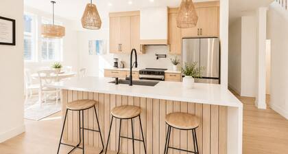 Luxury Beach Home | 1-Min Walk to Sand | 4BR/4BA | Best Location in Shorepine Village