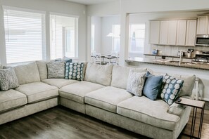 Living area - Family Haven: Spacious 4-Bedroom Retreat! (Crosby)