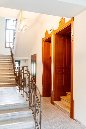 Executive Apartment | Exterior - Dandelion Apartment - LoftAffair (Kraków)