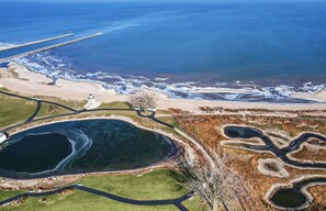 Beach - New Listing! Large, beautiful home on Lake Erie in Port Clinton Ohio. (Port Clinton)