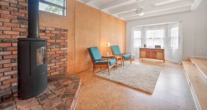 < 3 Mi to Pearl St: Home w/ Large Yard in Boulder