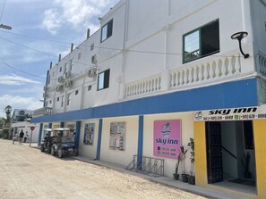 Exterior - sky Inn (Caye Caulker)