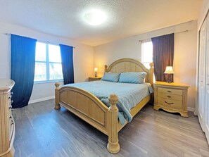 6 Schlafzimmer, Bügeleisen/Bügelbrett, WLAN, Bettwäsche