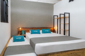 Roupas de cama antialérgicas, escrivaninha, Wi-Fi de cortesia