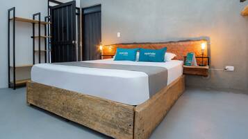 Allergitestade sängkläder, skrivbord, gratis wi-fi och sängkläder