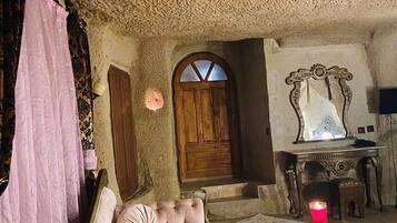 Studio Deluks, 1 Tempat Tidur King, perapian, pemandangan lembah | Seprai premium, Wi-Fi gratis, dan seprai linen