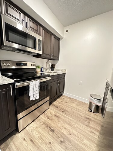 Sophisticated Studio Apartment in Gadsden, AL