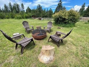 Property grounds - Luxury Cabin in Recreation Paradise! Close to everything: Nature, Food, Suncadia (Cle Elum)