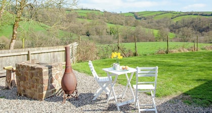 2 bedroom accommodation in Withleigh, near Tiverton