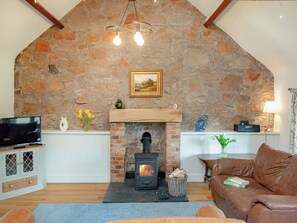 Fireplace - 2 bedroom accommodation in Withleigh, near Tiverton (Withleigh, near Tiverton)