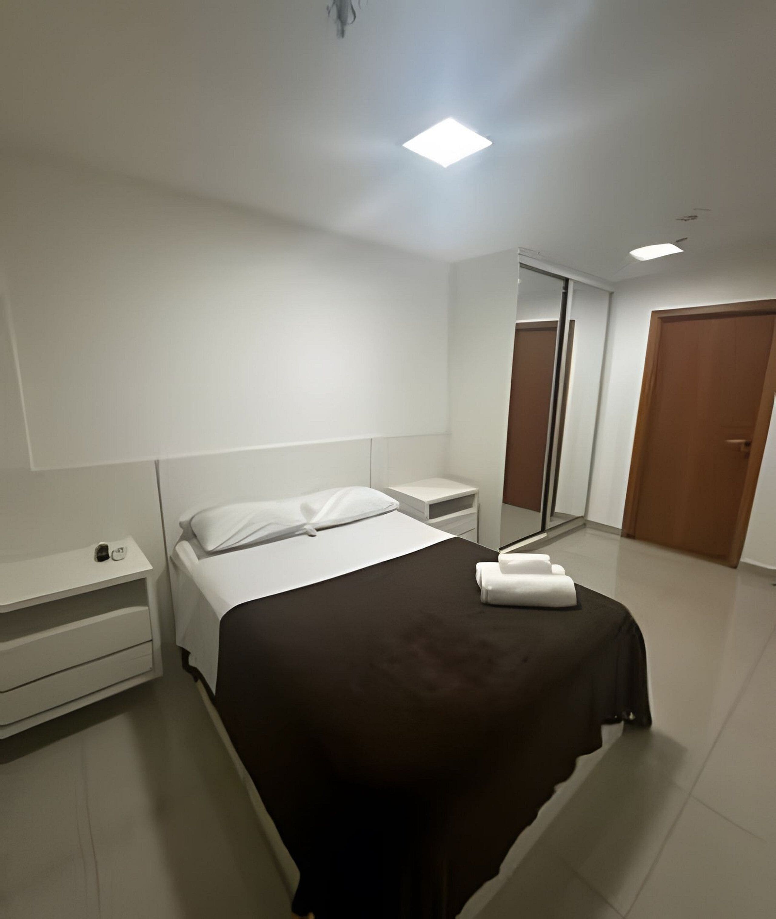 公寓 | 客房內保險箱、遮光布/窗簾、熨斗/熨衣板、搖籃/嬰兒床