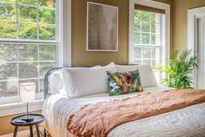 3 bedrooms, travel cot, free WiFi, bed sheets - 3/2 Luxury Spanish Villa - Pool - Pet Friendly (Lakeland)