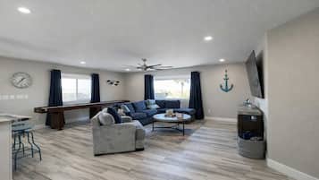 Smart TV, video games, DVD player