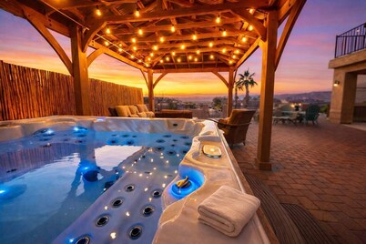 18x60 Boat Pad Game Room-Lake View Villa-Hot Tub