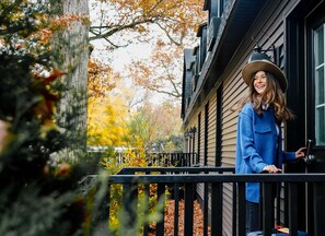 Property grounds - The Neighborhood Hotel Grand Beach Suite 4 - One Bedroom (Grand Beach)