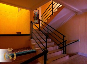 40-inch flat-screen TV with satellite channels, TV - Hotel Nueva Esperanza (Barranquilla)