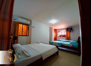 Comfort Quadruple Room, 1 Bedroom | Individually furnished, free WiFi, bed sheets