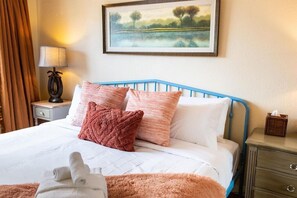 3 chambres, bureau, fer et planche à repasser, Wi-Fi gratuit