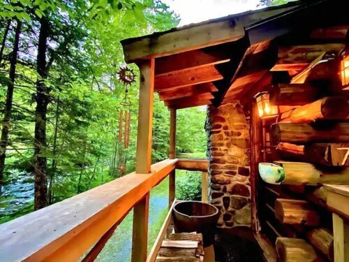 Rustic Log Cabin #7 - “Streamside”