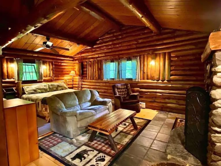 Rustic Log Cabin #7 - Streamside - Littleton, NH