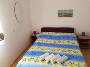 1 bedroom, iron/ironing board, WiFi, bed sheets - Apartments Jereb - One Bedroom Apartment with Balcony and Sea View (Stela) (Podgora)