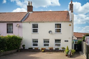 Exterior - Ruby Gem by East Ruston Cottages, Winterton (Winterton On Sea)