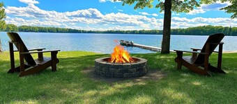 Lakeshore Pines on Schnur Lake