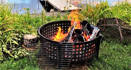 Lakeview Retreat | 8 Bed, 2 Bath, Lakeside on the Flowage!