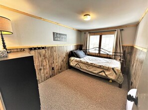 8 bedrooms, WiFi