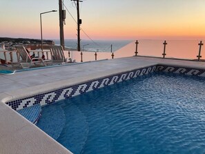Outdoor pool - Mom Home-007 (caldas da Rainha)