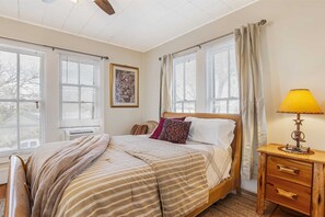 3 Schlafzimmer, Bügeleisen/Bügelbrett, WLAN, Bettwäsche