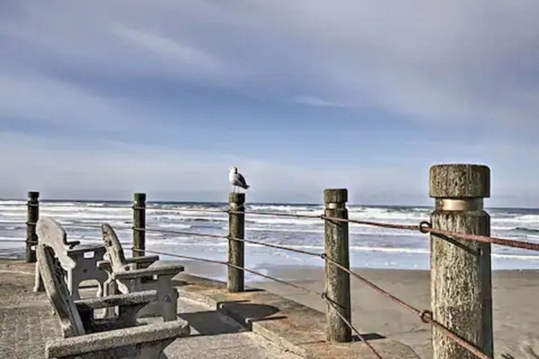 Am Strand, Liegestühle, Strandtücher