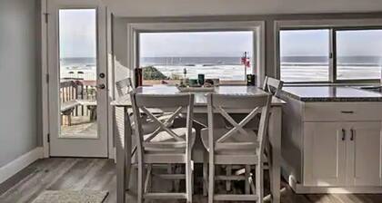 NEW! Oceanfront Newport Condo w/Deck & Views!