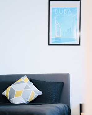 2 bedrooms, desk, soundproofing, iron/ironing board - Bella Luna II - Elégant Appart Centre Ville - Parking Gratuit- Wifi Ultra Rapide (Troyes)