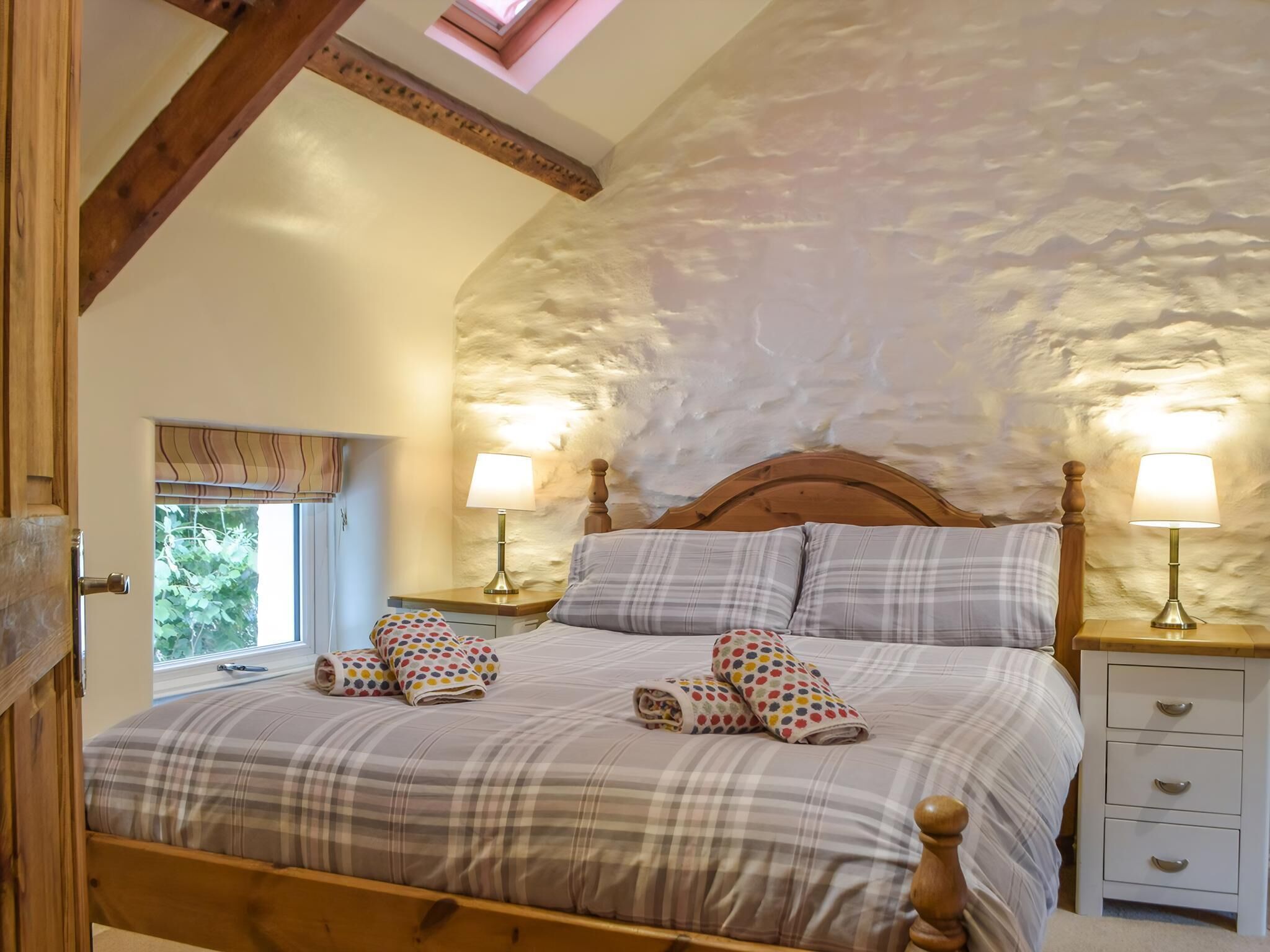 2 chambres, Wi-Fi gratuit, draps fournis