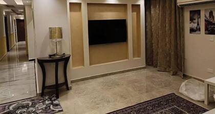 Deluxe Hotel Apartment with Engineers