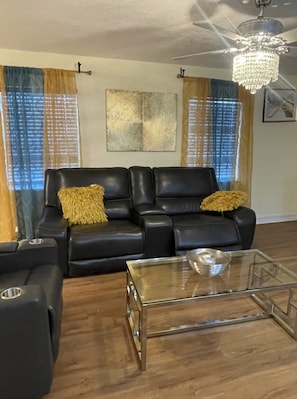 تلفزيون ذكي