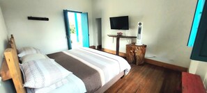 6 Schlafzimmer, Schreibtisch, Bügeleisen/Bügelbrett, kostenloses WLAN