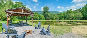 Mtn Views & Idyllic Setting! Clifton Forge Retreat
