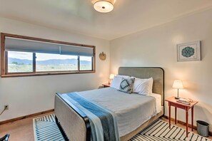 3 chambres, fer et planche à repasser, Internet gratuit, draps fournis