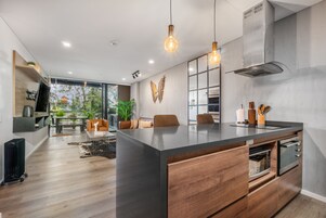 Apartment (114) | Private kitchen | Fridge, microwave, oven, blender