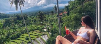 A Romantic Gateaway Villa With The Best View Of Bali