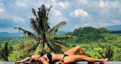 A Romantic Gateaway Villa With The Best View Of Bali